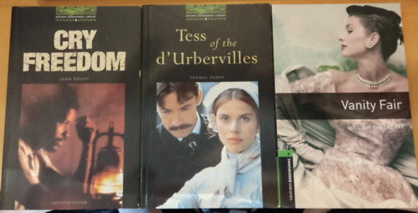 William Thackeray, Thomas Hardy, John Briley: 3 db Oxford Bookworms Stage 6: Cry Freedom + Tess of the d'Urbervilles + Vanity Fair antikvár