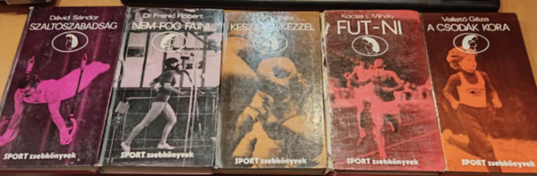 Dávid Sándor, Abody Béla, Kocsis L. Mihály, Dr. Frenkl Róbert, Vallató Géza: 5 db Sport könyv: A csodák kora + Fut-ni + Kesztyűs kézzel + Nem fog fájni + Szaltószabadság antikvár