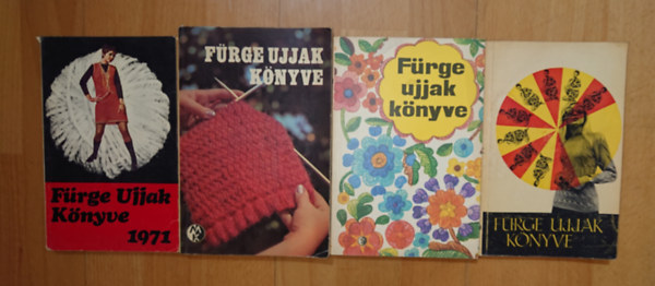 4 Fürge ujjak könyv: Fürge ujjak könyve 1970, Fürge ujjak könyve 1971, Fürge ujjak könyve 1972, Fürge ujjak könyve 1976 antikvár