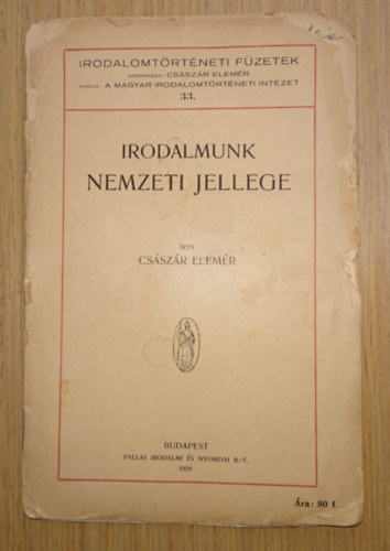Császár Elemér: Irodalmunk nemzeti jellege antikvár