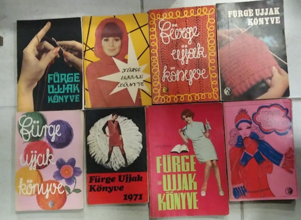 8 db Fürge Ujjak Könyve - 1967, 1968, 1969, 1971, 1972, 1973, 1974, 1975 évszámok antikvár