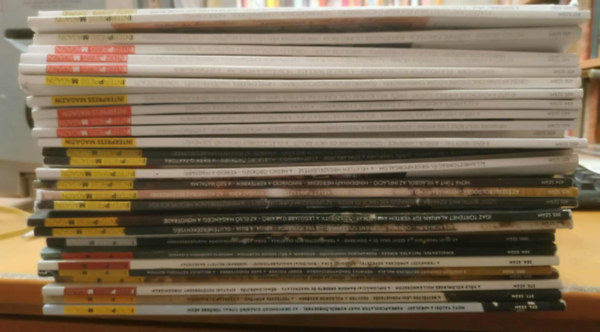 Bauer Éva: 30 db IPM Magazin (szórványszámok, lapszámok a terméklapon) antikvár