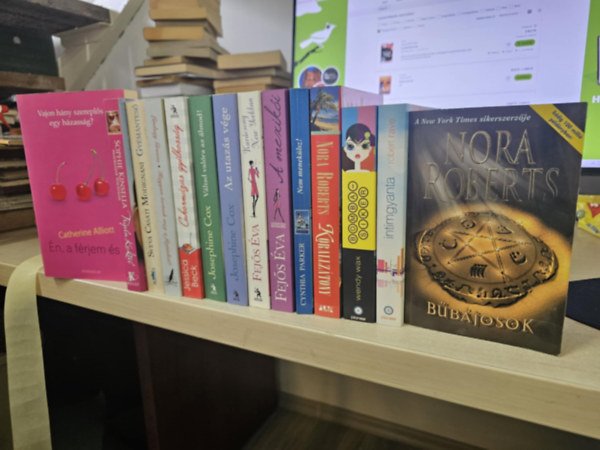 Catherine Alliott, Sophie Kinsella, Sveva Casati Modignani, Jessica Beck, Josephine Cox, Fejős Éva, Cynthia Parker, Nora Roberts, Wendy Wax, Robert Rave: 14db romantika, KÖNYVMENTŐ AJÁNLAT: Én, a férjem és ő+ Tripla koktél+ Gyémánteső+ Hogyan tartsuk meg a férjünket+ Cukormázas gyilkosság+ Váltsd valóra az álmod+ Az utazás vége+ Karácsony New Yorkban+ A mexikói+ Nem menekülsz+ Korallzátony+ Bombasiker+ antikvár