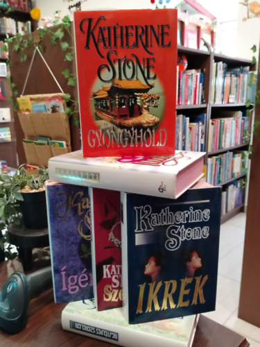 Katherine Stone: KÖNYVMENTŐ AJÁNLAT, 6 DB. Katherine Stone  Rejtélyes szerelem, Illúziók, Gyöngyhold, Ígéretek, Szenvedély, Ikrek antikvár