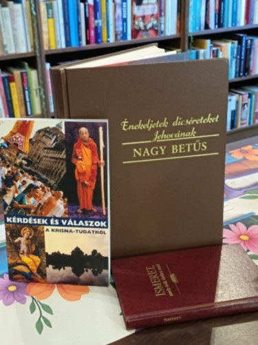 Vallás könyvcsomag 3 darabos KÖNYVMENTŐ AJÁNLAT: Ismeret,amely örök élethez vezet, Kérdések és válaszok a krisna-tudatról, Énekeljetek dicséreteket Jehovának. /Nagybetűs./ antikvár