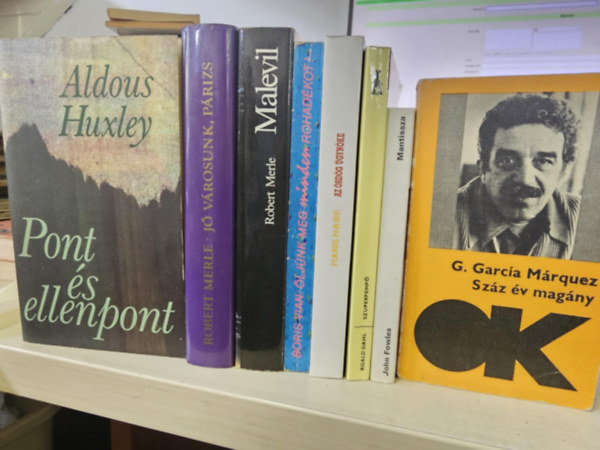 Aldous Huxley, Robert Merle, R. Merle, Boris Vian, Hans Habe, Roald Dahl, John Fowles, Gabriel García Márquez: 8db regény, KÖNYVMENTŐ AJÁNLAT: Pont és ellenpont+ Jó városunk, Párizs+ Malevil+ Öljünk meg minden rohadékot+ Az ördög ügynöke+ Szuperpempő+ Mantissza+ Száz év magány (kopottas!) antikvár