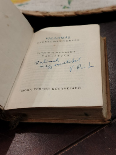 Vas István: Vallomás (szerelmes versek) - Dedikált Vas István által - Dedikált antikvár