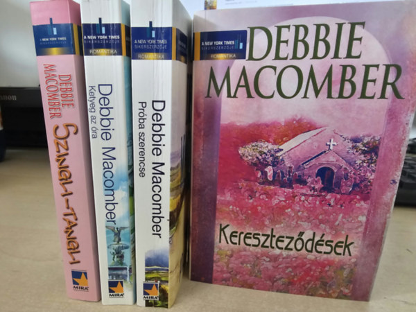 Debbie Macomber: Szingli-Tangli + Ketyeg az óra+ Próba szerencse+ Kereszteződések (4 kötet) antikvár