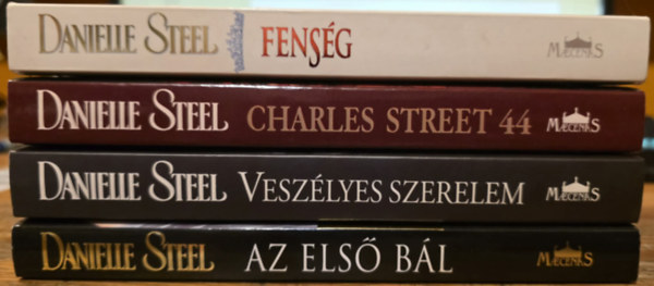 Danielle Steel: 4db Danielle Steel könyvcsomag antikvár