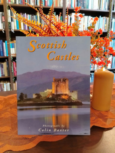 Colin Baxter, Colin Baxter: Scottish Castles - Eilean Donan vár története - angol nyelvű antikvár