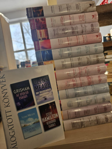 Michael Connelly, Mary Higgins Clark, Nicholas Sparks, Tami Hoag, Kate Mosse, Lee Child, Joseph Finder, Jill Mansell, John Grisham: 13db a Reader's Digest Válogatás sorozatból, KÖNYVMENTŐ AJÁNLAT antikvár