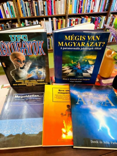 Derek és Julia Parker, Eysenck, Hans J.-Sargent, Carl: Természetfeletti jelenségek könyvcsomag 5 darabos KÖNYVMENTŐ AJÁNLAT: Látogatók - UFO album, Megoldatlan..., Erre sincs magyarázat... Misztériumok a lélek, a tér és az idő világából,  Természetfölötti jelenségek atlasza, Mégis van magyarázat?- A paranormá antikvár