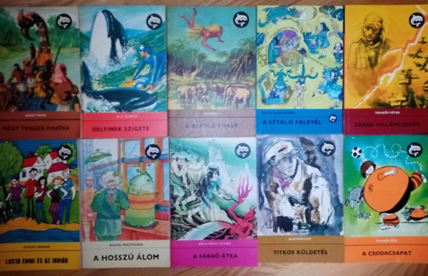 Dáné Tibor, A. C. Clarke, Beljajev, Ráth-Végh István, Teknős Péter, Kende Sándor, Maciej Wojtyszko, Bogomolov, Eduard Báz: (10 db) Delfin ifjúsági könyvcsomag:Négy tenger hajósa / Delfinek szigete / A repülő ember / A sétáló falevél / Sárga villámcsapás / Lusta Emmi és az indián / A hosszú álom / A fáraó átka / Titkos küldetés / A csodacsapat antikvár
