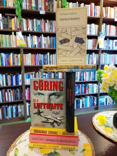 Truman Capote, Frederic E. Smith, Fred Wander, Herman Wouk, Uris Leon, Kuvahara Allred, Edwin P. Hoyt, Bánki György: Háborús könyvek 8 darabos KÖNYVMENTŐ AJÁNLAT: Hidegvérrel, A 633-as repülőszázad, A hetedik kútfő, Háború, Meghalsz tengerész, Kamikaze, Göring és a Luftwaffe, A második világháború története antikvár