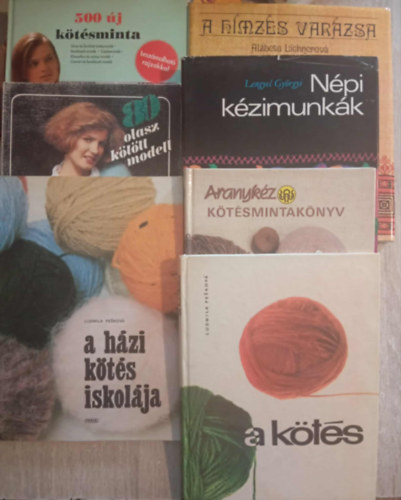 Kötős könyvcsomag (7 darab) 80 olasz kötött modell, 500 új kötésminta, A hímzés varázsa, A kötés, Népi kézimunkák, Aranykéz kötésmintakönyv, A házi kötés iskolája antikvár