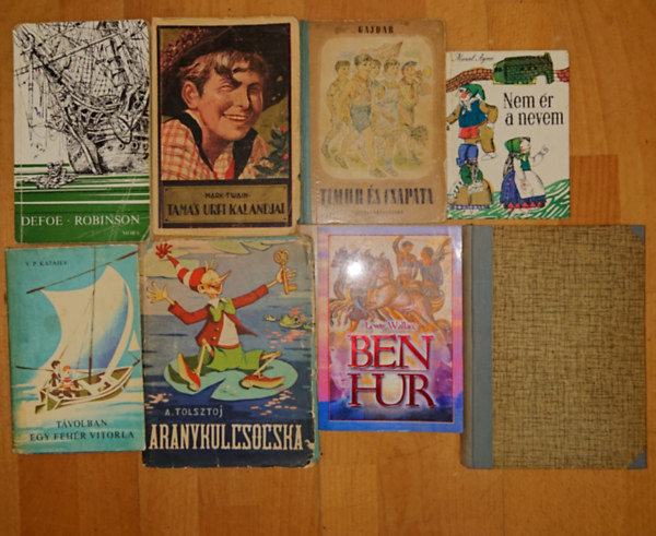 Marcel Aymé, Gajdar, Mark Twain, Daniel Defoe, Lewis Wallace, V.P. Katajev, A. Tolsztoj, Rudyard Kipling: 8 klasszikus mesekönyv: A Dzsungel könyve, Aranykulcsocska, Egy fehér vitorla, Ben Hur, Robinson, Timur és csapata, Nem ér a nevem antikvár