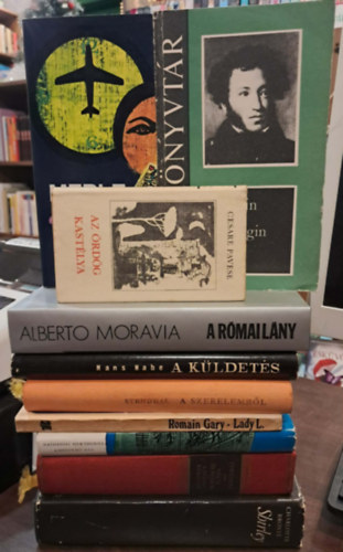 Cesare Pavese, Robert Merle, Alberto Moravia, Stendhal, Romain Gary, Nathaniel Hawthorne, Charlotte Brontë: 10 db-os világirodalmi KÖNYVMENTŐ AJÁNLAT: Az ördög kastélya, Anyegin, Madrapur, A római lány, A küldetés, A szerelemről, A hétormú ház, Vörös és fekete - A pármai kolostor, Shirley antikvár