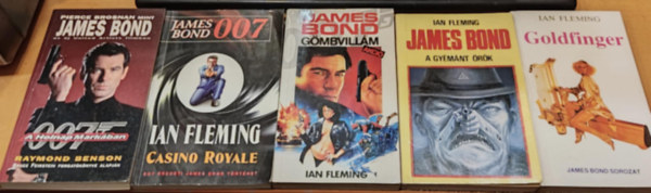 Raymond Benson, Ian Fleming: 5 db James Bond regény: A holnap markában + Casino Royale + Gömbvillám akció + A gyémánt örök + Goldfinger könyv