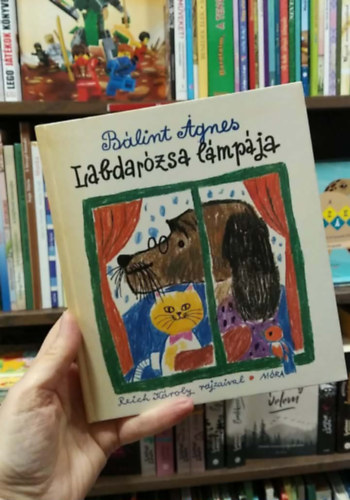Bálint Ágnes: Labdarózsa lámpája - Reich Károly által aláírt antikvár