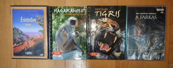 3 ismeretterjesztő film DVD-n vadállatokról gyerekeknek + ajándék DVD: A farkas (BBC),  Mocsári tigris, Nagarahole + ajándék: Káprázatos Föld körüli utazások - Érintetlen bolygó antikvár