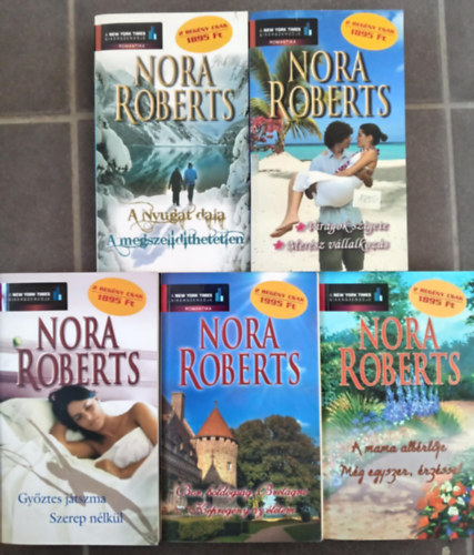 Nora Roberts: Nora Roberts könyvcsomag (10 mű 5 kötetben) A nyugat dala - A megszelidíthetetlen / Virágok szigete - Merész vállalkozás / Győztes játszma - Szerep nélkül / Bor, boldogság, Bretagne - Képregény az életem / A mama albérlője - Még egyszer, érzéssel antikvár