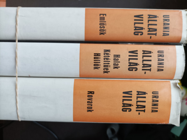 3db Urania Állatvilág könyv: Emlősök; Halak-kétéltűek-hüllők; Rovarok antikvár