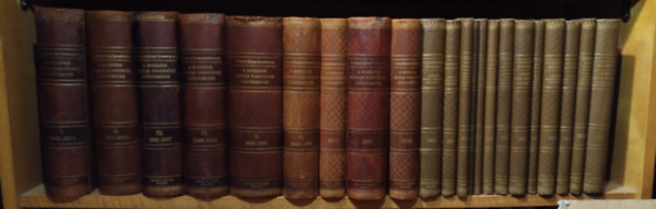 Corpus Juris Hungarici (Magyar Törvénytár) 1000-1927-ig (22 kötetbe kötve) antikvár