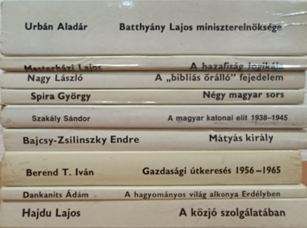 Urbán Aladár, Mesterházi Lajos, Nagy László, Spira György, Szakály Sándor, Bajcsy-Zsilinszky Endre, Berend T. Iván, Dankanits Ádám, Hajdu Lajos: Nemzet és emlékezet könyvcsomag antikvár
