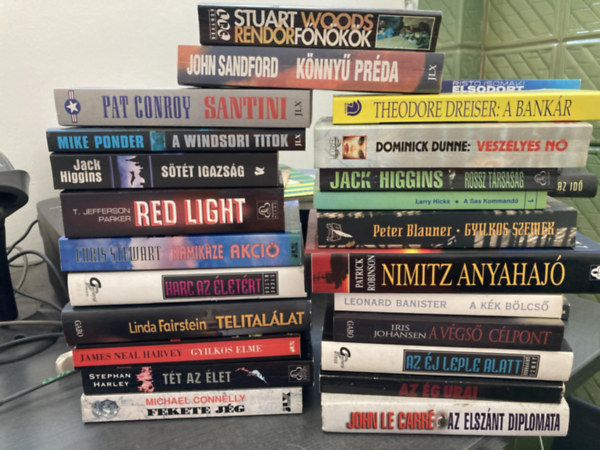 Michael Connelly, Jack Higgins, John le Carré: 23 db szórakoztató irodalom könyv antikvár