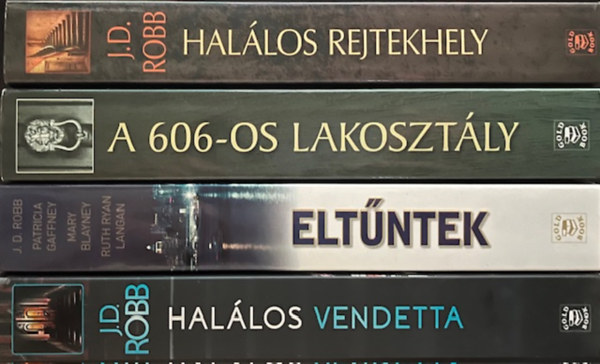 J.D. Robb: J.D. Robb könyvcsomag (4 kötet 📚) könyv