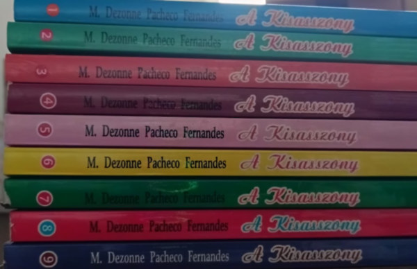 M. Dezonne Pacheco Fernandes: A kisasszony 1-9. (nem teljes) antikvár