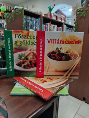KÖNYVCSOMAG, 4 DB. Readers Digest konyhája - Villámételek, Főszerepben a zöldség, Sajt, tojás, tejtermékek, Rizs, hüvelyesek, gabonafélék antikvár