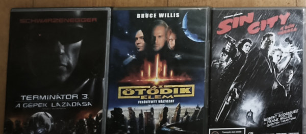 3db sci-fi-akció DVD - Sin City-A bűn városa, Terminátor 3.-A gépek lázadása, Az ötödik elem antikvár