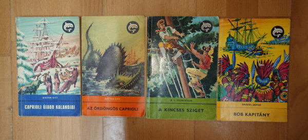 Dieter Ott, Robert Louis Stevenson, Daniel Defoe: 4 klasszikus ifjúsági regény tengeri kalandokkal: Bob kapitány, A kincses sziget, Az ördöngös Caprioli, Caprioli újabb kalandjai antikvár