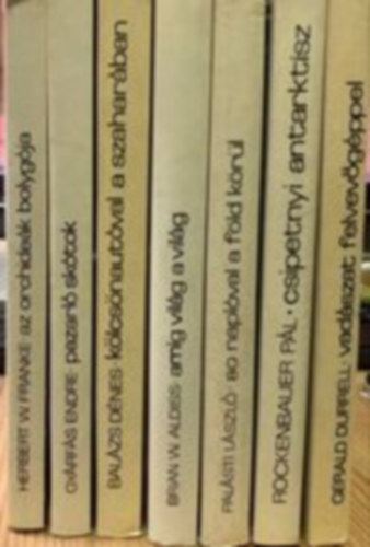 Gerald Durrel, Rockenbauer Pál, Palásti László, Brian W. Aldiss, Balázs Dénes, Gyárfás Endre, Herbert W. Franke: Pazarló skótok+Kölcsönautóval a Szaharában (Útikalandok 88.)+ Amíg világ a világ+ 80 naplóval a Föld körül,+Csipetnyi Antarktisz+Vadászat felvevőgéppel+ Az orhideák bolygója (7 kötet) könyv