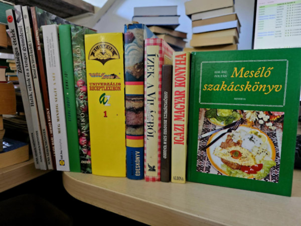 Halász Zoltán, Gundel Károly, Reader's Digest Kiadó Kft., Hajková Mária, Lévai Anikó, Stahl Judit, Széll Tamás, Lajos Mari- Hemző Károly, Nova szakácskönyvek: 12db gasztro kötet KÖNYVMENTŐ AJÁNLAT: Mesélő szakácskönyv+ Igazi magyar konyha+ Kis magyar szakácskönyv+ Ízek a világból+ Édeskönyv+ Univerzális receptlexikon+ Enni jó!+ Még mindig segít a séf+ 99 húsétel+ Kínai- és távol-keleti konyhák+ Zöldséges ételek antikvár