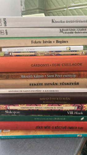 Mikszáth Kálmán, Gárdonyi Géza, Fekete István, Jókai Mór: 15 db kötelező vagy ajánlott olvasmány antikvár