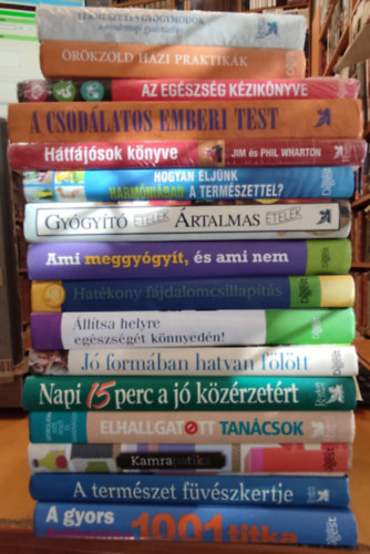 Reader's Digest Kiadó Kft.: 16 db egészség nagykönyv: A gyors felépülés 1001 titka; A természet füvészkertje; Elhallgatott tanácsok; Kamrapatika (1001 természetes gyógymód); Jó formában hatvan felett; Napi 15 perc a jó közérzetért; Hatékony fájdalomcsillapítás antikvár