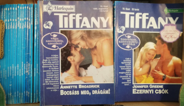 Harlequin: 95 db Tiffany romantikus füzet antikvár