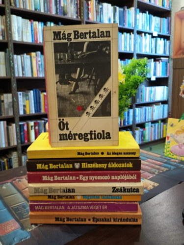 Mág Bertalan: Mág Bertalan könyvcsomag 8 darabos KÖNYVMENTŐ AJÁNLAT: Öt méregfiola, Az idegen asszony, Hiszékeny áldozatok, Egy nyomozó naplójából, Zsákutca, Végzetes találkozás, A játszma véget ér, Éjszakai kirándulás antikvár