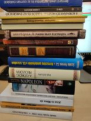 László Gyula, Bakay Kornél, Deér József, John Bright, Ben Weider, Dr. Pais István, Szabó Ferenc SJ., Nemeskürty István, Bolyki Tamás, Szekfű Gyula, Molnár Gyula, Tábori László, Gosztonyi Péter, Szun-Ce, Bernard Lewis: 18db-os történelmi regény könyvcsomag: László Gyula emlékkönyv+ Magyarnak lenni büszke gyönyörűség+ Horthy élete képekben+ Jézus és Mária sír+ Pogány magyarság+ Izrael története+ Napóleon+ A görög filozófia+ Keresztény gondolkodók a XX.században könyv