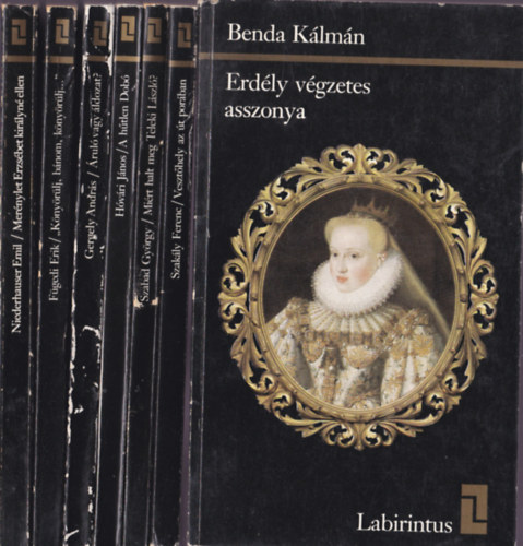 Labirintus könycsomag 7 db antikvár