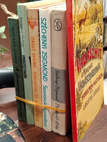 Molnár Gábor Gyimesi György Jékely Endre Széchenyi Zsigmond Lakatos Károly: KÖNYVMENTŐ AJÁNLAT, 6 DB. Vadászat. A dzsungel doktora, Vadászesztendő, Fogakkal és karmokkal, Szarvasok nyomában, Denaturált Afrika, Vadászhit antikvár