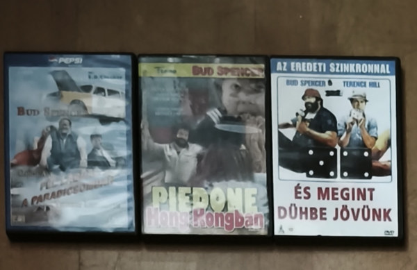 1db Bud Spencer-Terence Hill és 2db Bud Spencer DVD magyarul, eredeti szinkronnal - És megint dühbe jövünk, Piedone Hong Kongban, Fél lábbal a Paradicsomban antikvár