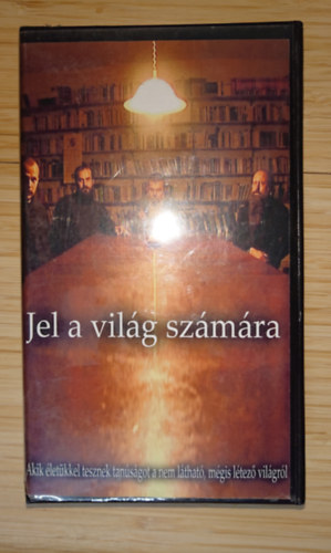 Jel a világ számára - Akik életükkel tesznek tanúságot a nem látható mégis létező világról antikvár