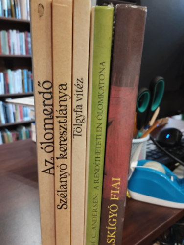 Hans Cristian Andersen, Simonits Mária, Cs. Meggyes Mária (szerk.), Dömötör Ákos (szerk.): Mesekönyvcsomag 5 db KÖNYVMENTŐ AJÁNLAT: A tollas kígyó fiai - (Dél- és közép-amerikai népek meséi), A rendíthetetlen ólomkatona,Tölgyfa vitéz, Szélanyó keresztlánya, Az ólomerdő könyv