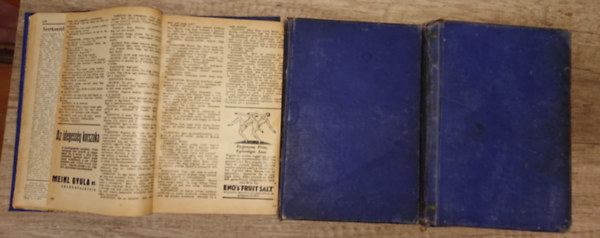 A Színházi élet többtucat száma három kötetbe kötve az 1930-as évekből (Színművek: Hamlet, Párisi kirakat, A szent láng, Őszi szerelem, A sirály, Jedermann, Asszonykám stb.) antikvár