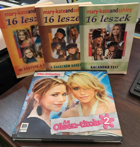 Mary-Kate és Ashley Olsen 4 db-os KÖNYVMENTŐ AJÁNLAT: Mi vagyunk a sztárok!, A barátnőm barátja, Kalandra fel!, Az Olsen-titkok 2. antikvár