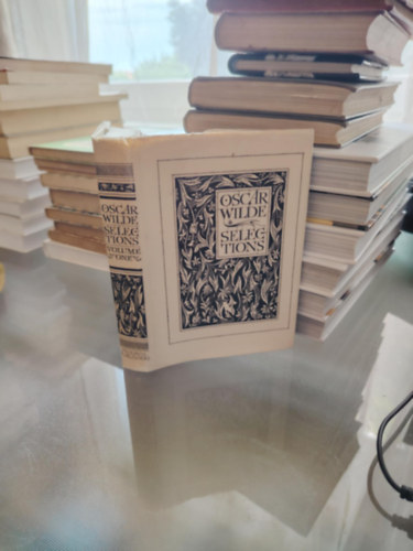 Oscar Wilde: Selections from Oscar Wilde 1 antikvár