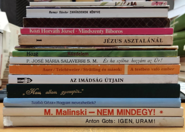 Pearl G. Young, Bolberitz Pál, Berecz Sándor, Közi Horváth József, György Attila, Hozé, Szabó Géza, Orczi Géza & Szabó Zoltán, M. Malinski: 15 db vallási kiadvány - címek a tartalomjegyzékben! antikvár